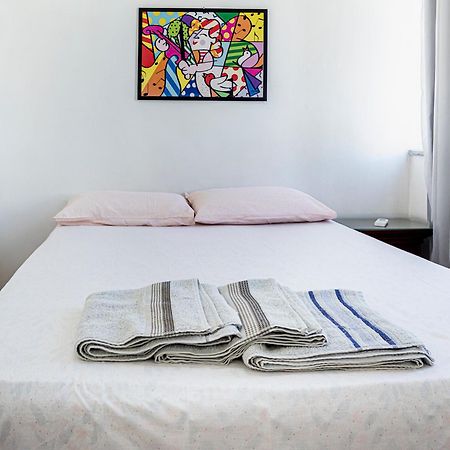 Apartamento Completo Na Praia De Copacabana 02 Quartos Com Vista Lateral Mar Em Andar Alto, Ar, Wifi , Netflix, Pauloangerami Rmvc18 Rio de Janeiro Luaran gambar