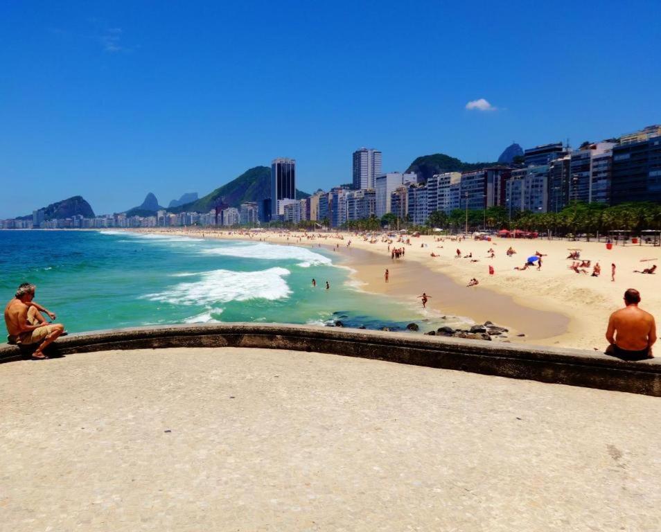 Apartamento Completo Na Praia De Copacabana 02 Quartos Com Vista Lateral Mar Em Andar Alto, Ar, Wifi , Netflix, Pauloangerami Rmvc18 Rio de Janeiro Luaran gambar