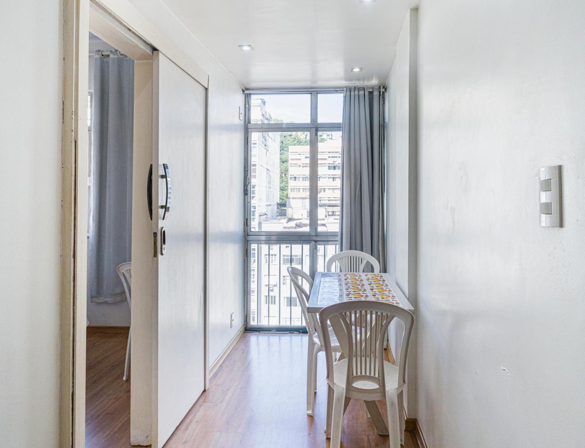 Apartamento Completo Na Praia De Copacabana 02 Quartos Com Vista Lateral Mar Em Andar Alto, Ar, Wifi , Netflix, Pauloangerami Rmvc18 Rio de Janeiro Luaran gambar
