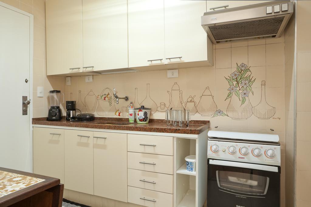Apartamento Completo Na Praia De Copacabana 02 Quartos Com Vista Lateral Mar Em Andar Alto, Ar, Wifi , Netflix, Pauloangerami Rmvc18 Rio de Janeiro Luaran gambar